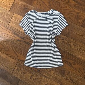 American Eagle Outfitters Fitted Ruched White and Blue Short Sleeve Tee